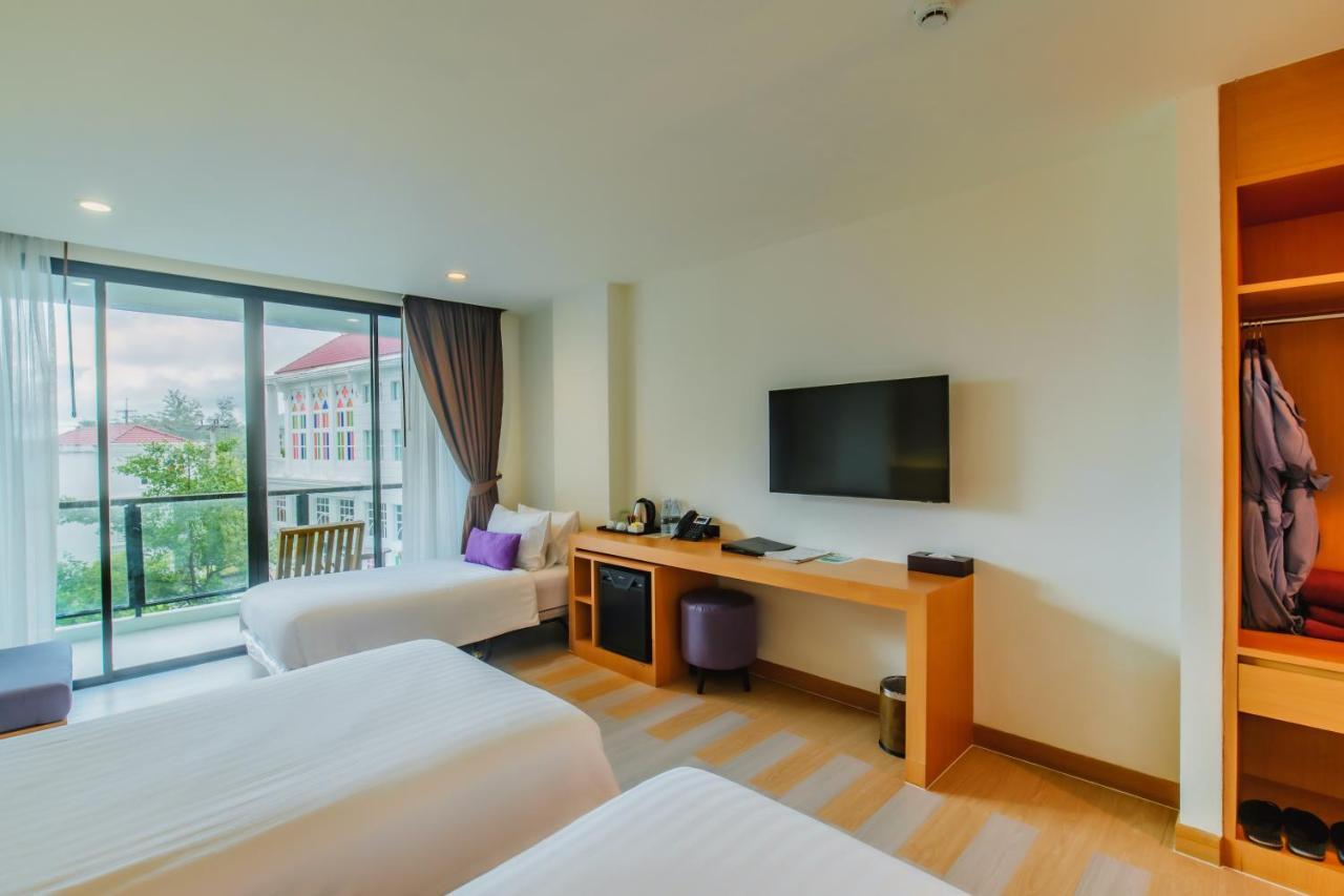 The Lunar Patong Экстерьер фото