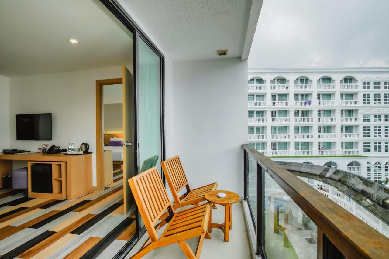 The Lunar Patong Экстерьер фото