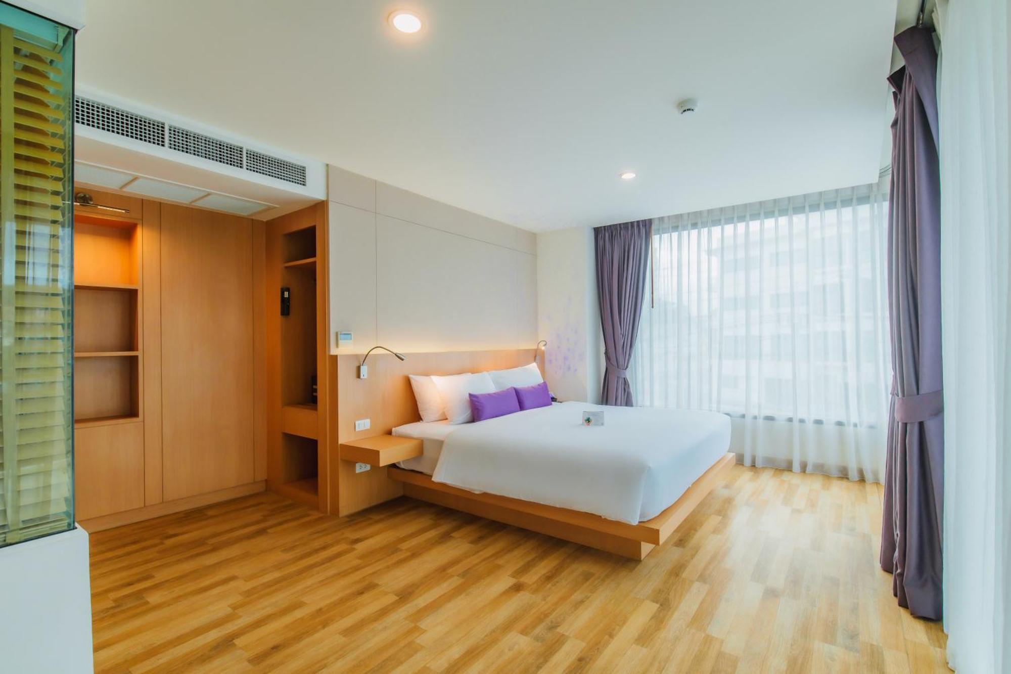 The Lunar Patong Экстерьер фото